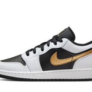 Jordan 1 Low Streetwear/Lifestyle Athletic Shoes Size 4 Youth/5.5 Women
